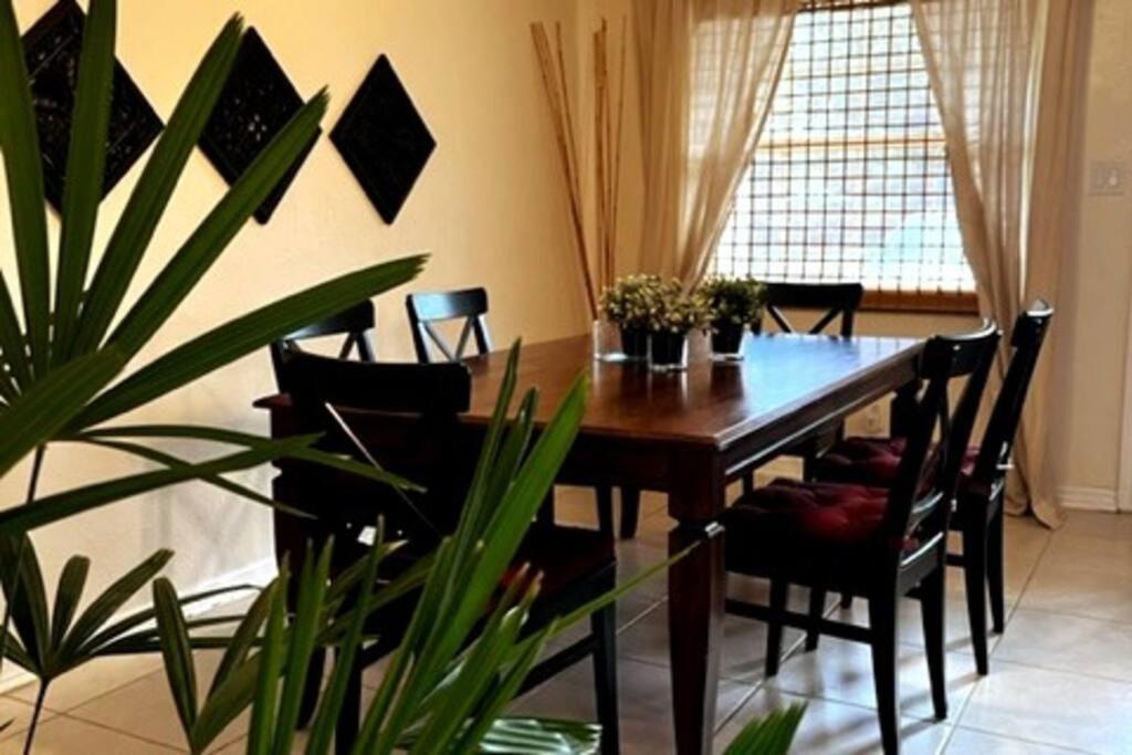 House Close To Downtown, Airport, Raymond James Stadium, And Many More Places Тампа Экстерьер фото